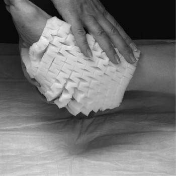 3M™ RESTON™ SELF-ADHERING FOAM PRODUCTS (CS)