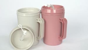 MEDEGEN INSULATED PITCHERS(cs)