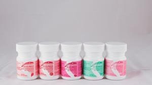 AMD MEDICOM DENTI-CARE DENTI-FREEZE TOPICAL ANESTHETIC 20% BENZOCAINE- USA(ea)