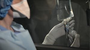 HALYARD STERLING NITRILE™ EXAM GLOVE(cs)