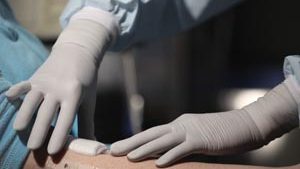 HALYARD STERLING NITRILE™ EXAM GLOVE(cs)